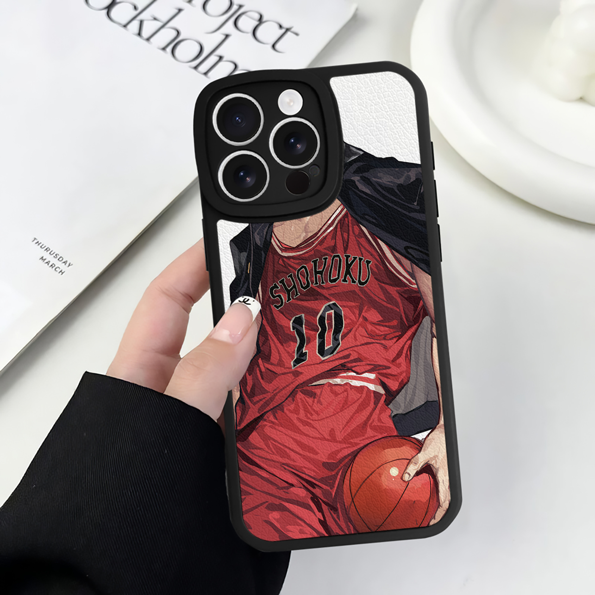 （画像用） SLAM DUNK／スラムダンク 【iPhone 16シリーズ対応】シリコンスマホケース（レザー調） 材質：シリコン